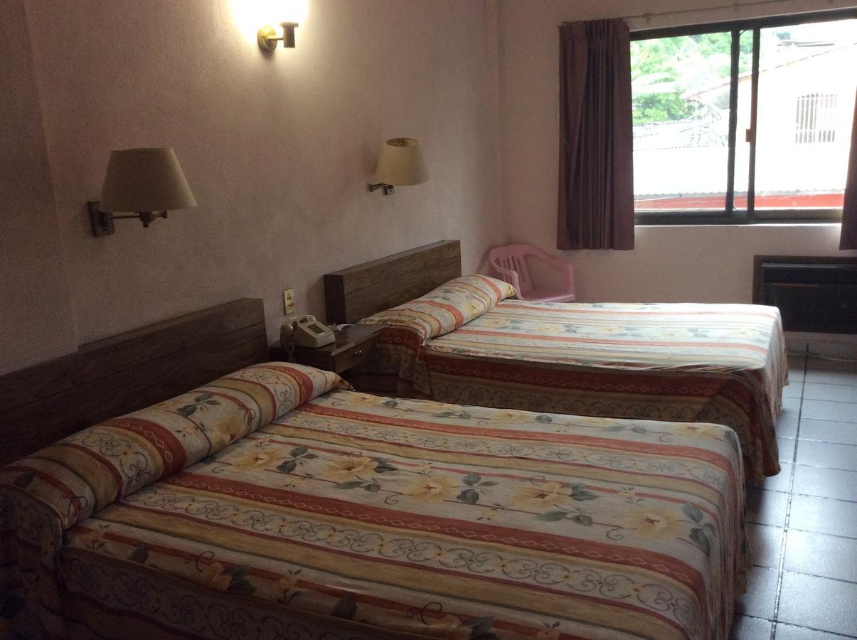 Hotel Palencia Gutiérrez Zamora Zimmer foto